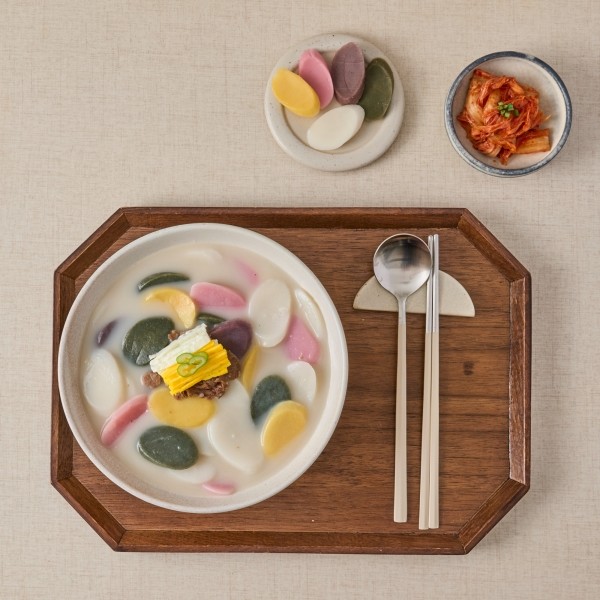 페오펫몰,[더바른떡][새해특가] 1+1 오색떡국떡 550g+550g