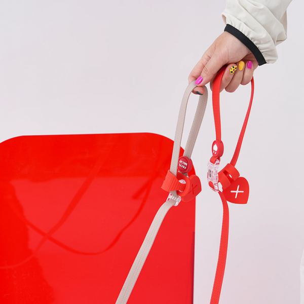 페오펫몰,[퍼피갤러리] 하트 푸푸백 홀더